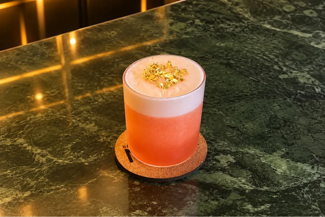 Bar Mona 7