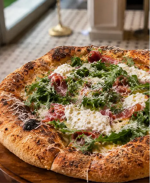 Nicole Bistro 15