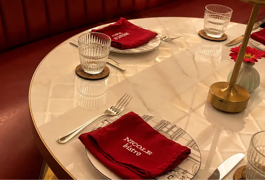 Nicole Bistro 6